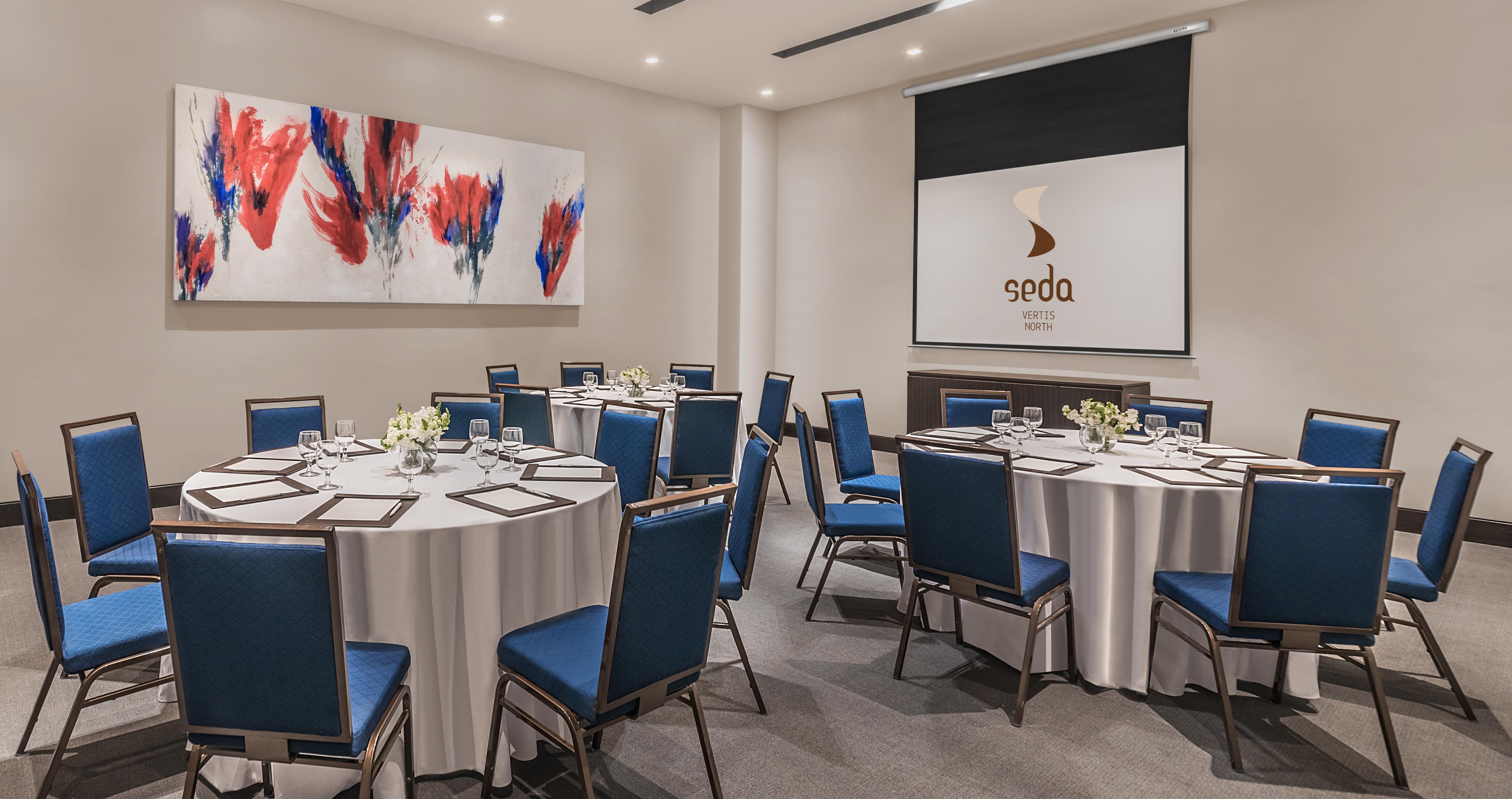 Seda Vertis North Cidade Quezon Exterior foto Meeting room